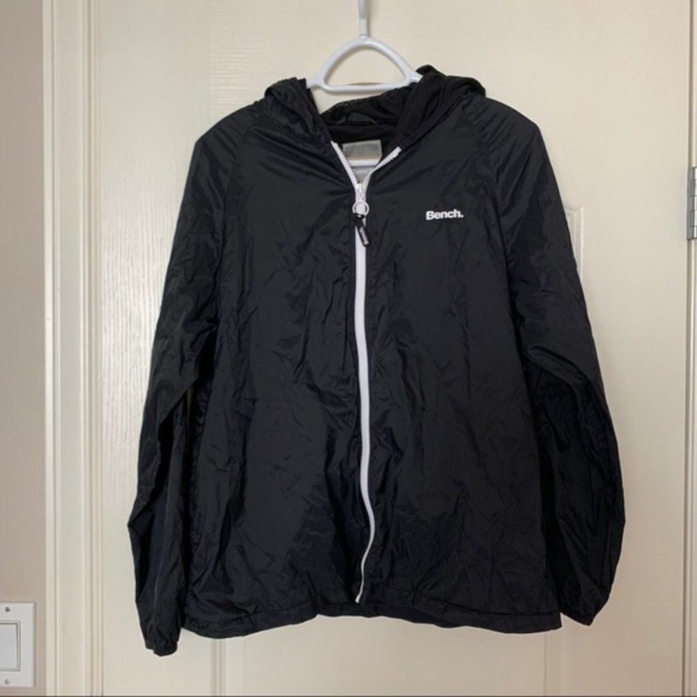 Bench Wind Breaker jacket Size Large